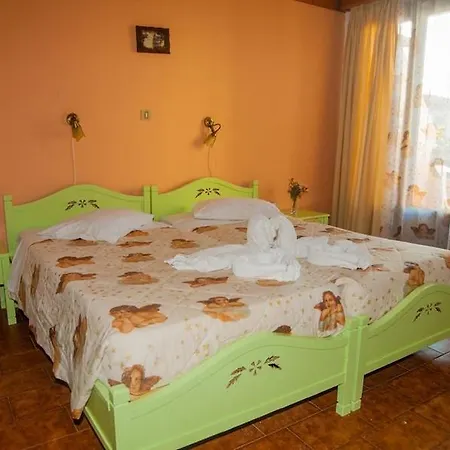 Alkion Hotel Stalos